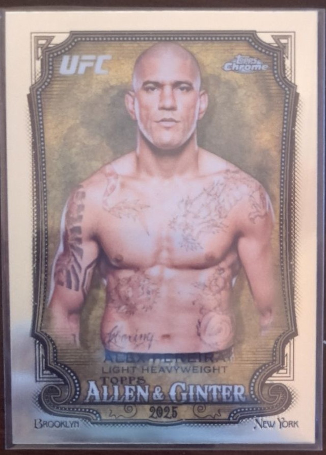 Alex Pereira — 2026 Topps Chrome UFC - Allen & Ginter