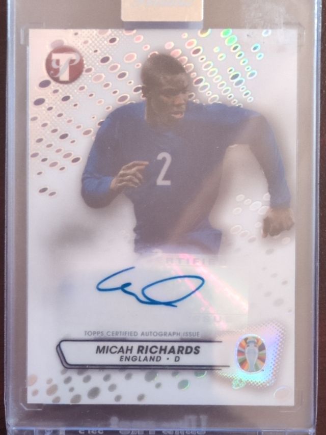 Micah Richards — Topps Pristine - Autograph